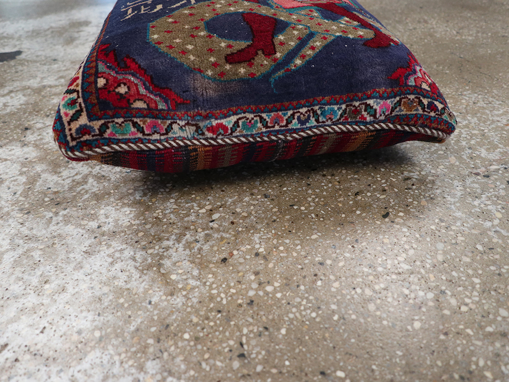 Vintage Persian Hamadan Pictorial Pillow, No.28292 - Galerie Shabab