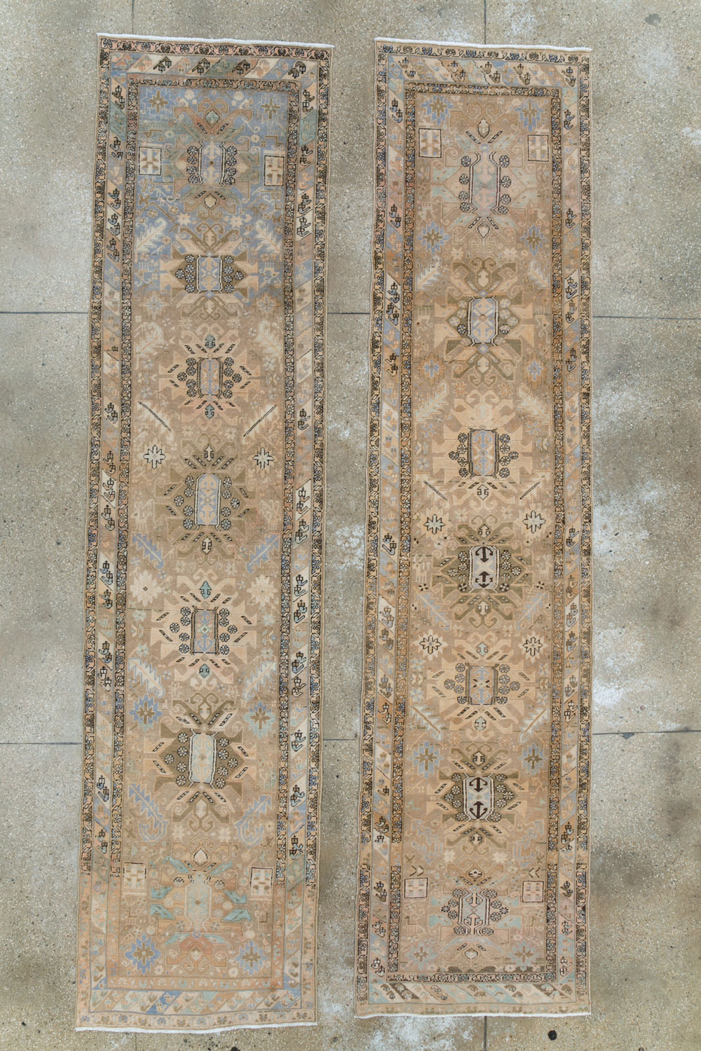 Vintage Persian Heriz Runner (Pair: 2 of 2), No.28294 - Galerie Shabab