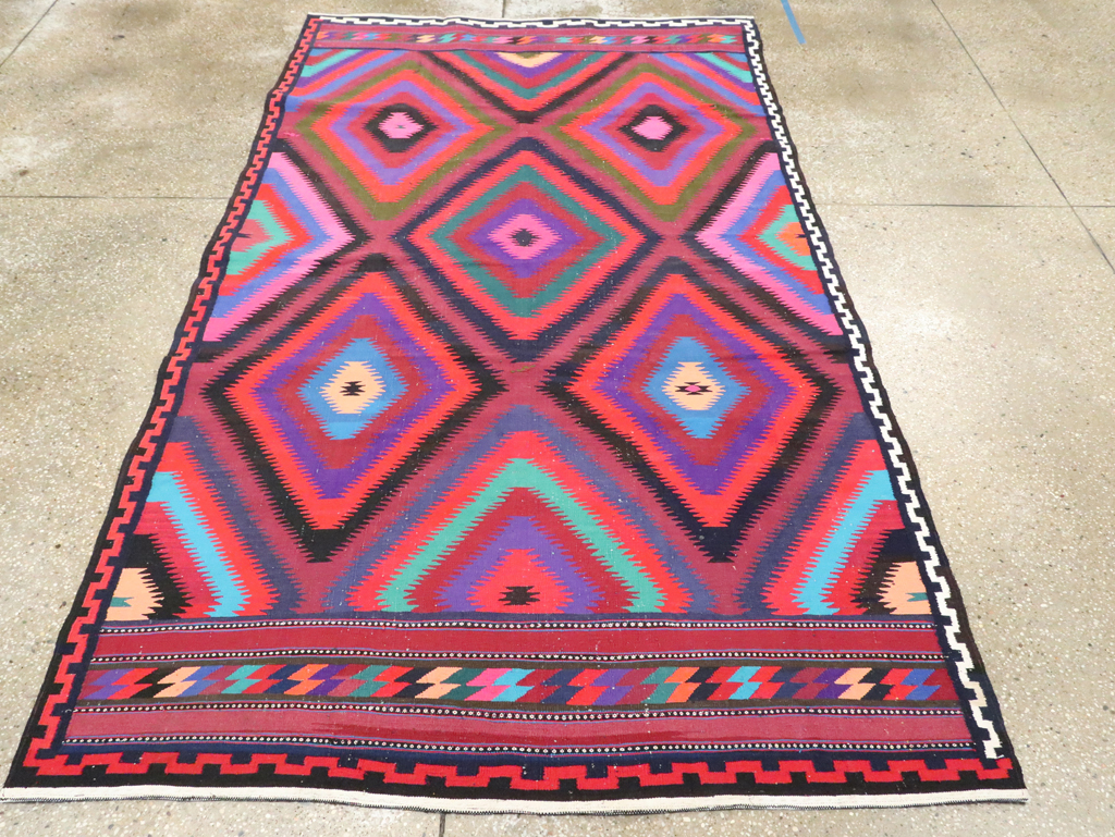 Vintage Persian Flatweave Kilim Accent Rug, No.28299 - Galerie Shabab