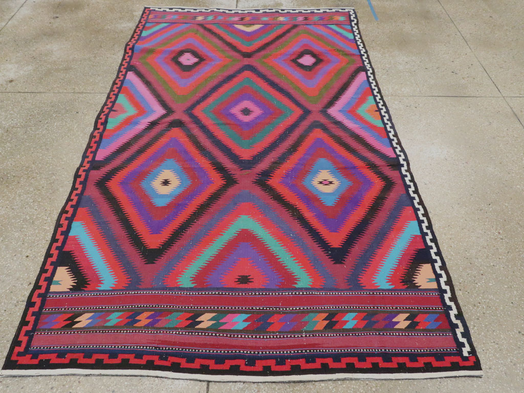 Vintage Persian Flatweave Kilim Accent Rug, No.28299 - Galerie Shabab
