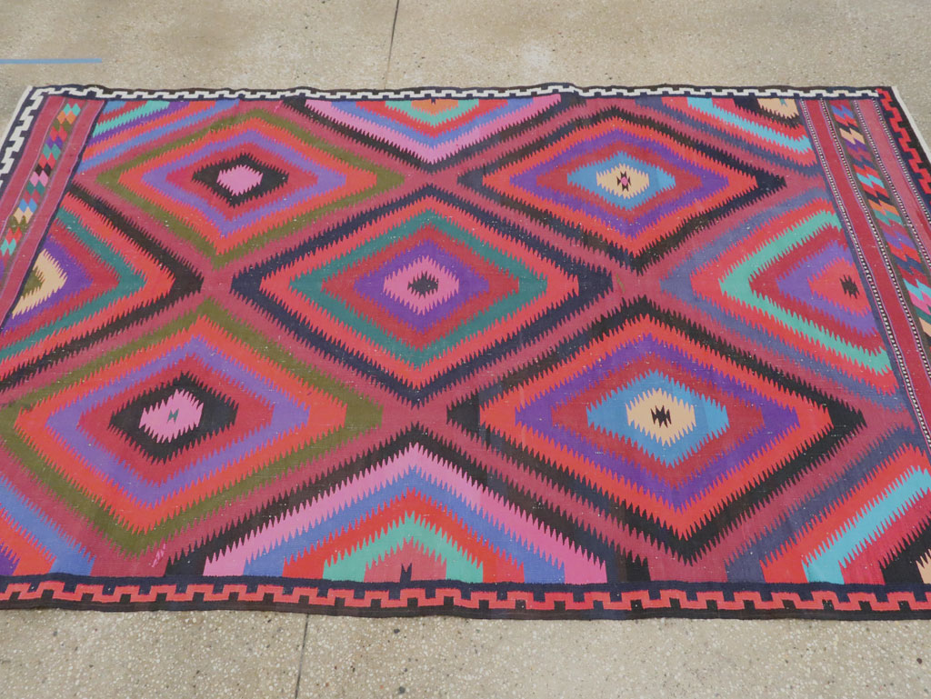 Vintage Persian Flatweave Kilim Accent Rug, No.28299 - Galerie Shabab