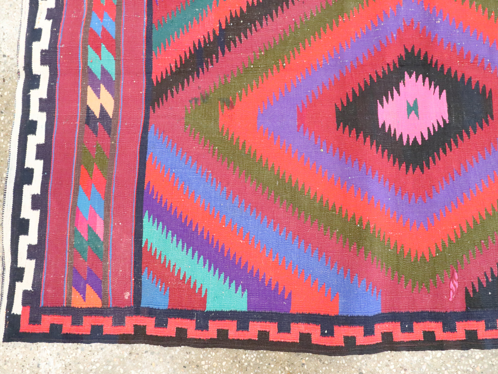 Vintage Persian Flatweave Kilim Accent Rug, No.28299 - Galerie Shabab