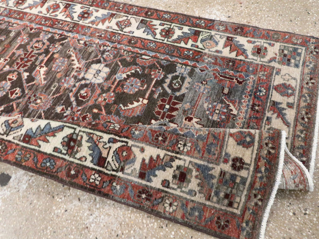 Vintage Persian Malayer Runner, No.28304 - Galerie Shabab