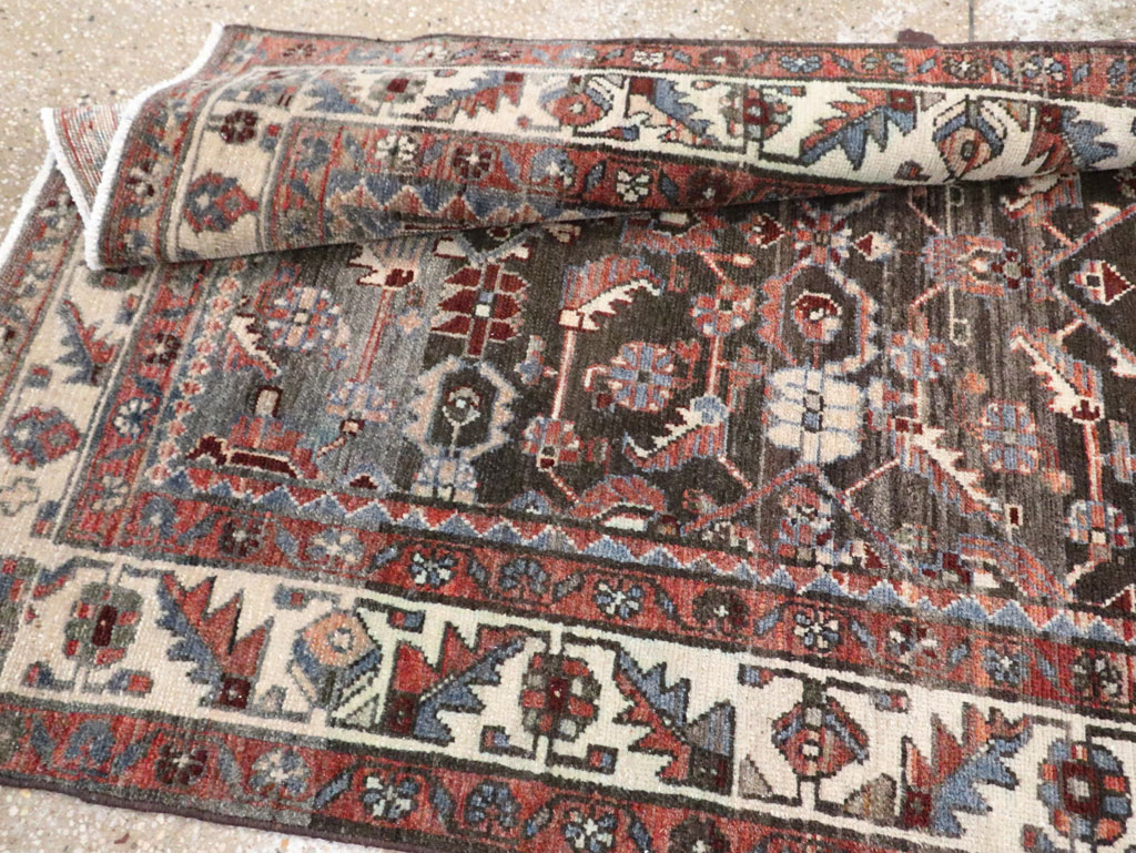 Vintage Persian Malayer Runner, No.28304 - Galerie Shabab