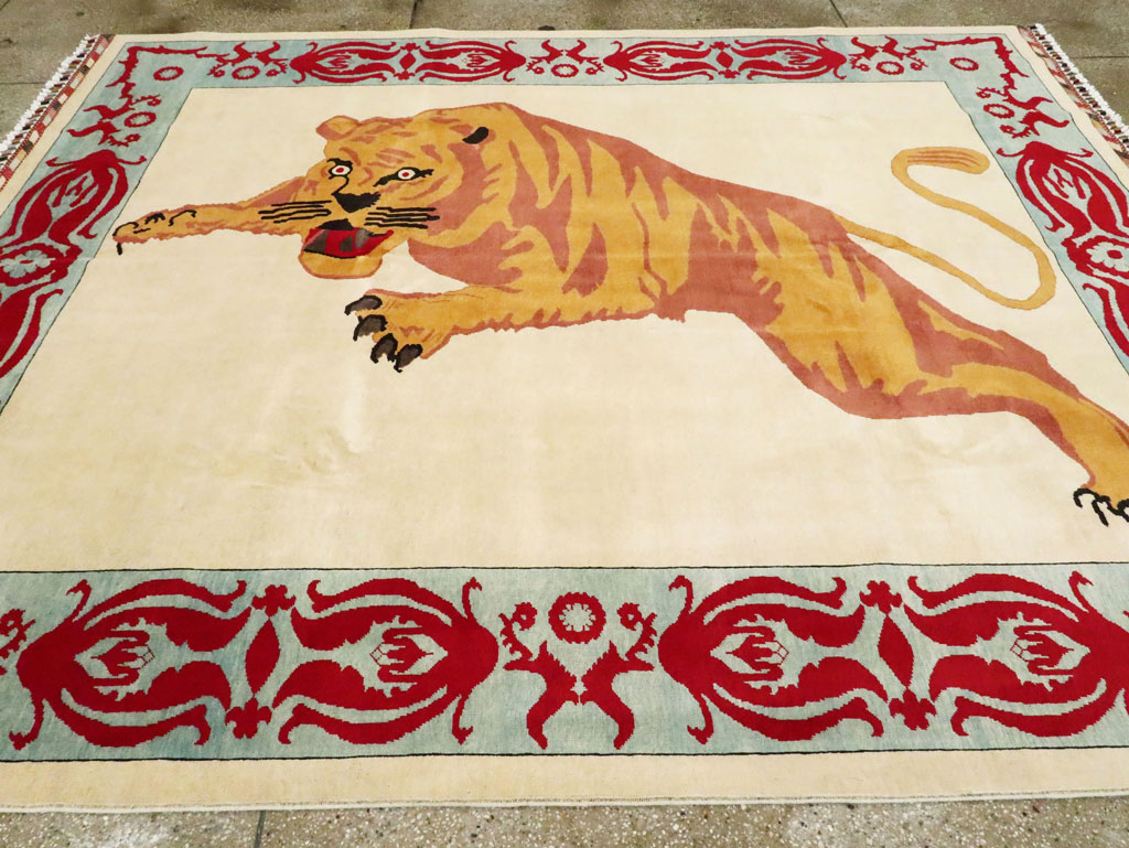 Modern Turkish Pictorial Carpet, No.28351 - Galerie Shabab