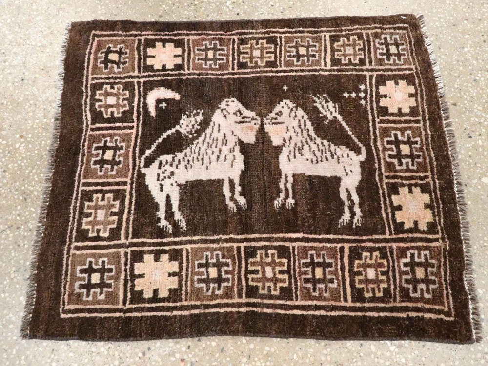 Vintage Turkish Anatolian Pictorial Rug, No.28355 - Galerie Shabab