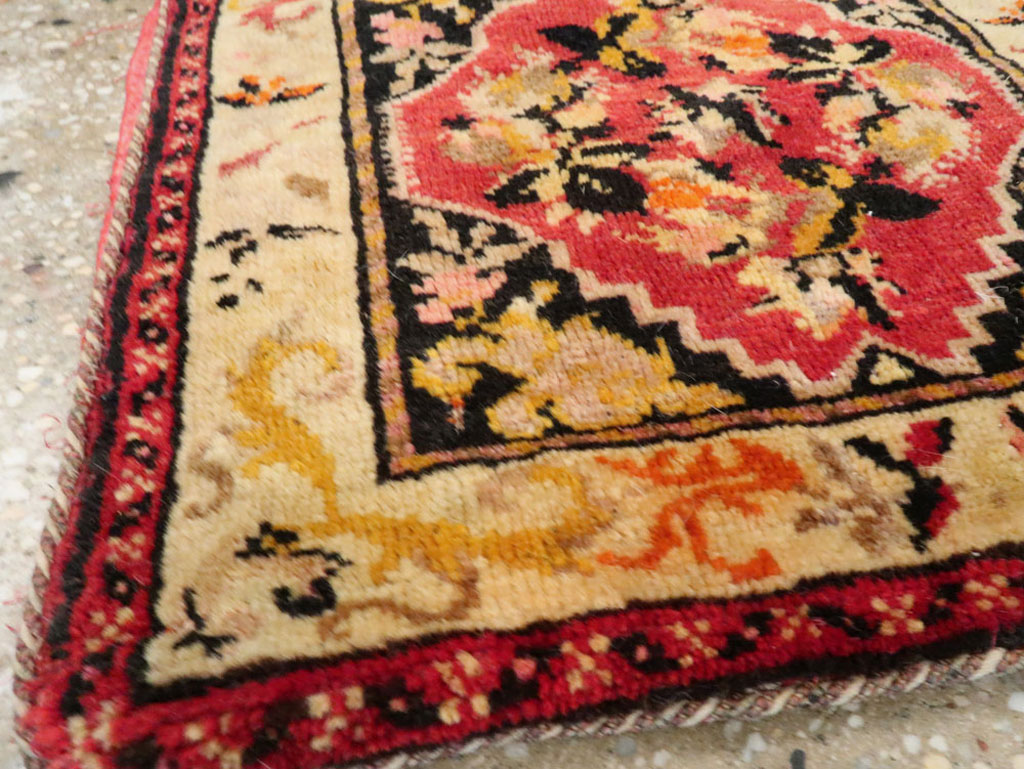 Vintage Caucasian Karabagh Bag, No.28356 - Galerie Shabab