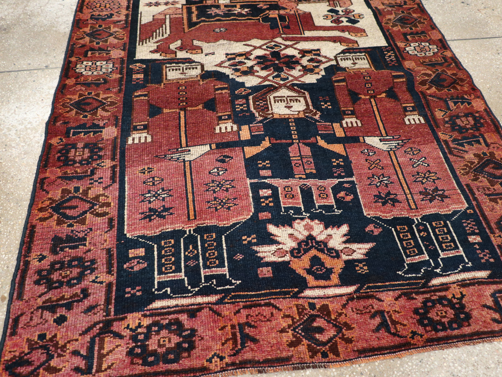 Vintage Persian Bakhtiari Pictorial Rug, No.28358 - Galerie Shabab