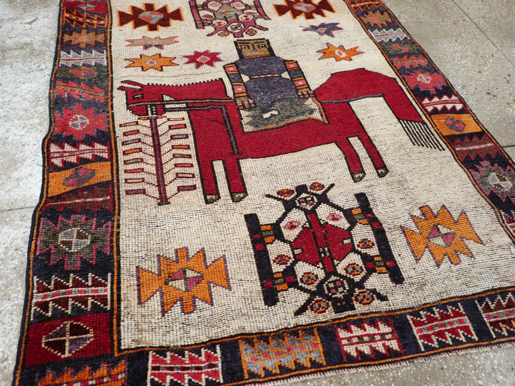 Vintage Persian Bakhtiari Rug, No.28361 - Galerie Shabab