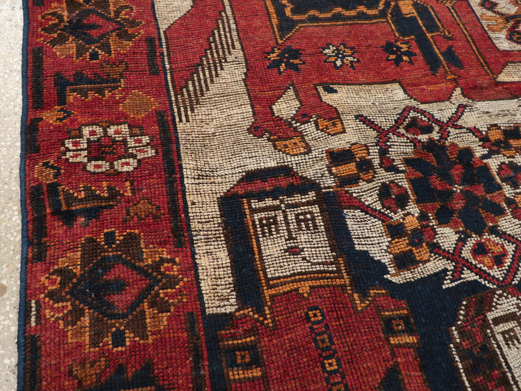 Vintage Persian Bakhtiari Rug, No.28362 - Galerie Shabab