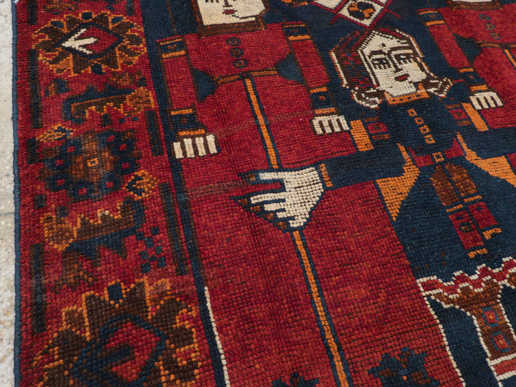 Vintage Persian Pictorial Bakhtiari Accent Rug, No.28364 - Galerie Shabab
