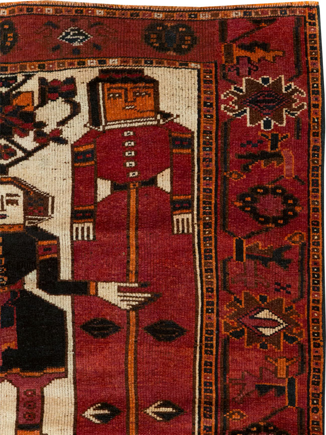 Vintage Persian Bakhtiari Pictorial Rug, No.28365 - Galerie Shabab