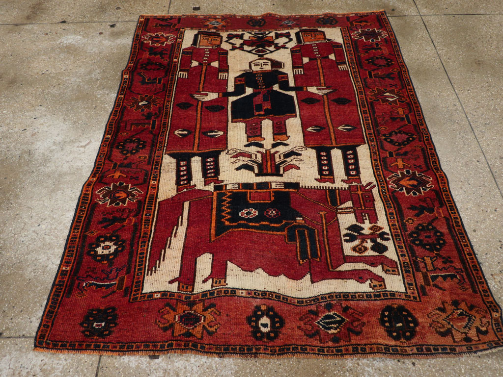 Vintage Persian Bakhtiari Pictorial Rug, No.28365 - Galerie Shabab