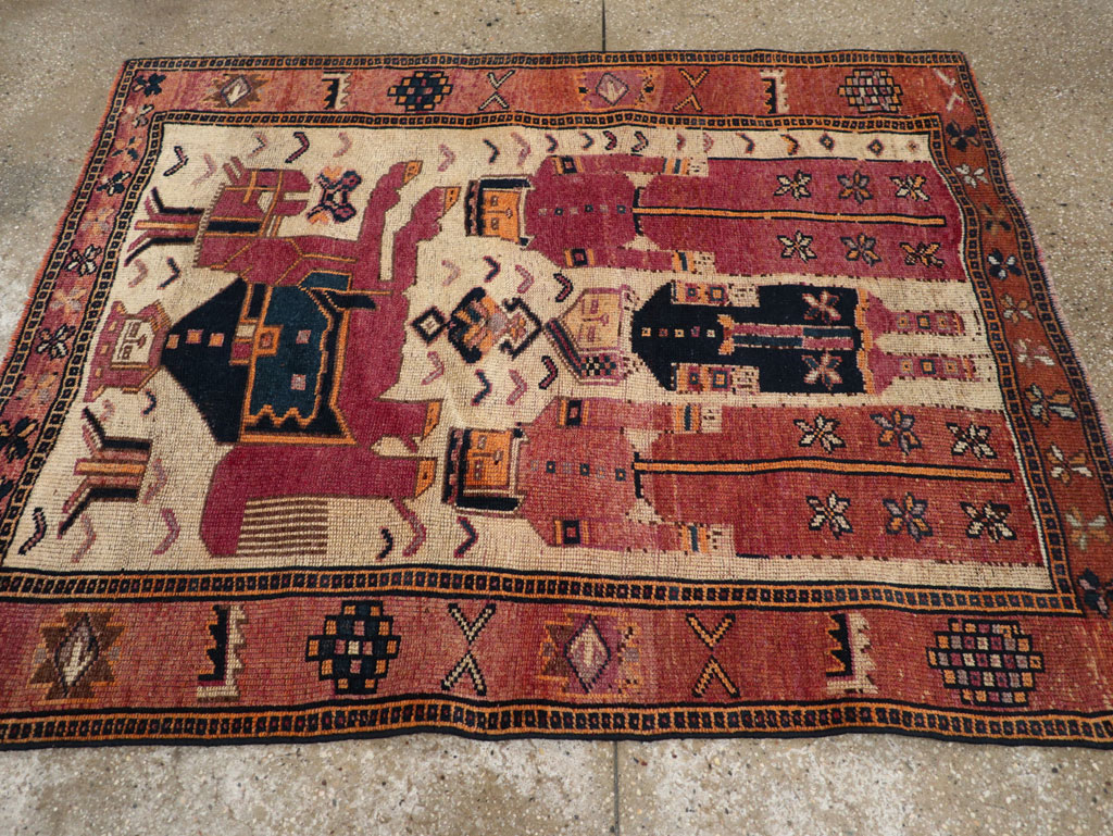 Vintage Persian Pictorial Bakhtiari Tribal Accent Rug, No.28366 - Galerie Shabab