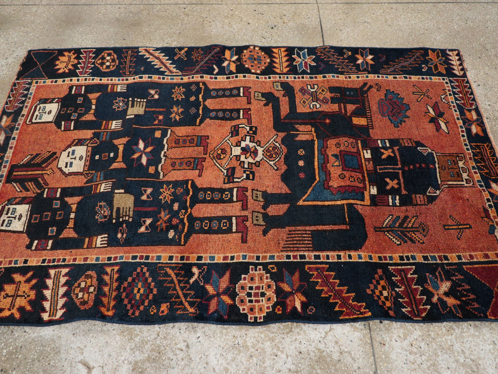 Vintage Persian Bakhtiari Pictorial Rug, No.28369 - Galerie Shabab