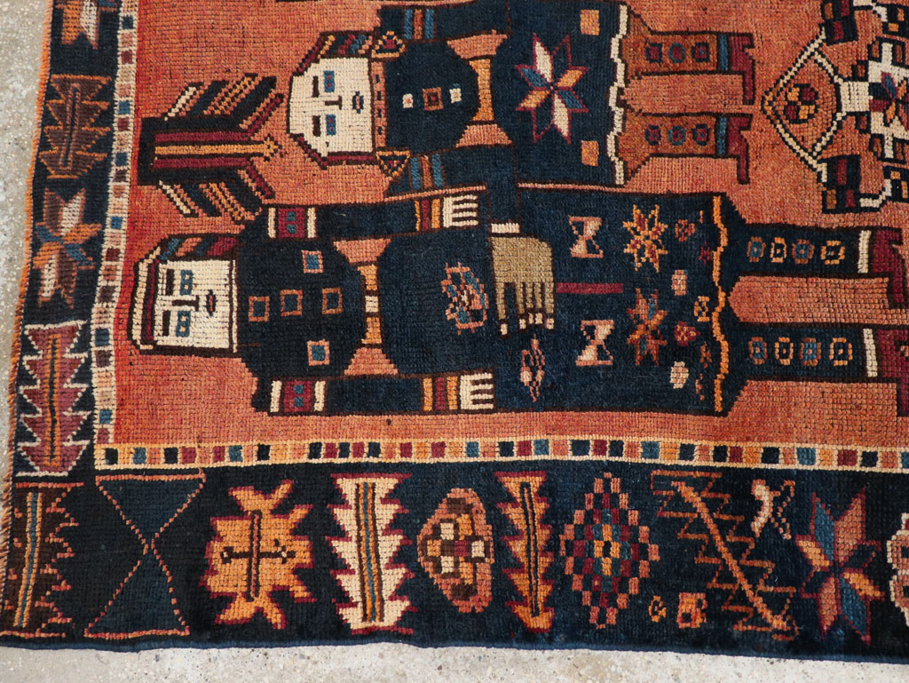 Vintage Persian Bakhtiari Pictorial Rug, No.28369 - Galerie Shabab