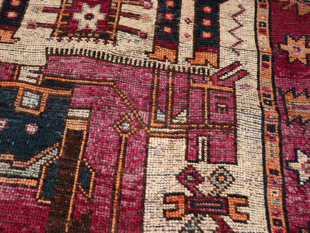 Vintage Persian Bakhtiari Pictorial Rug, No.28370 - Galerie Shabab