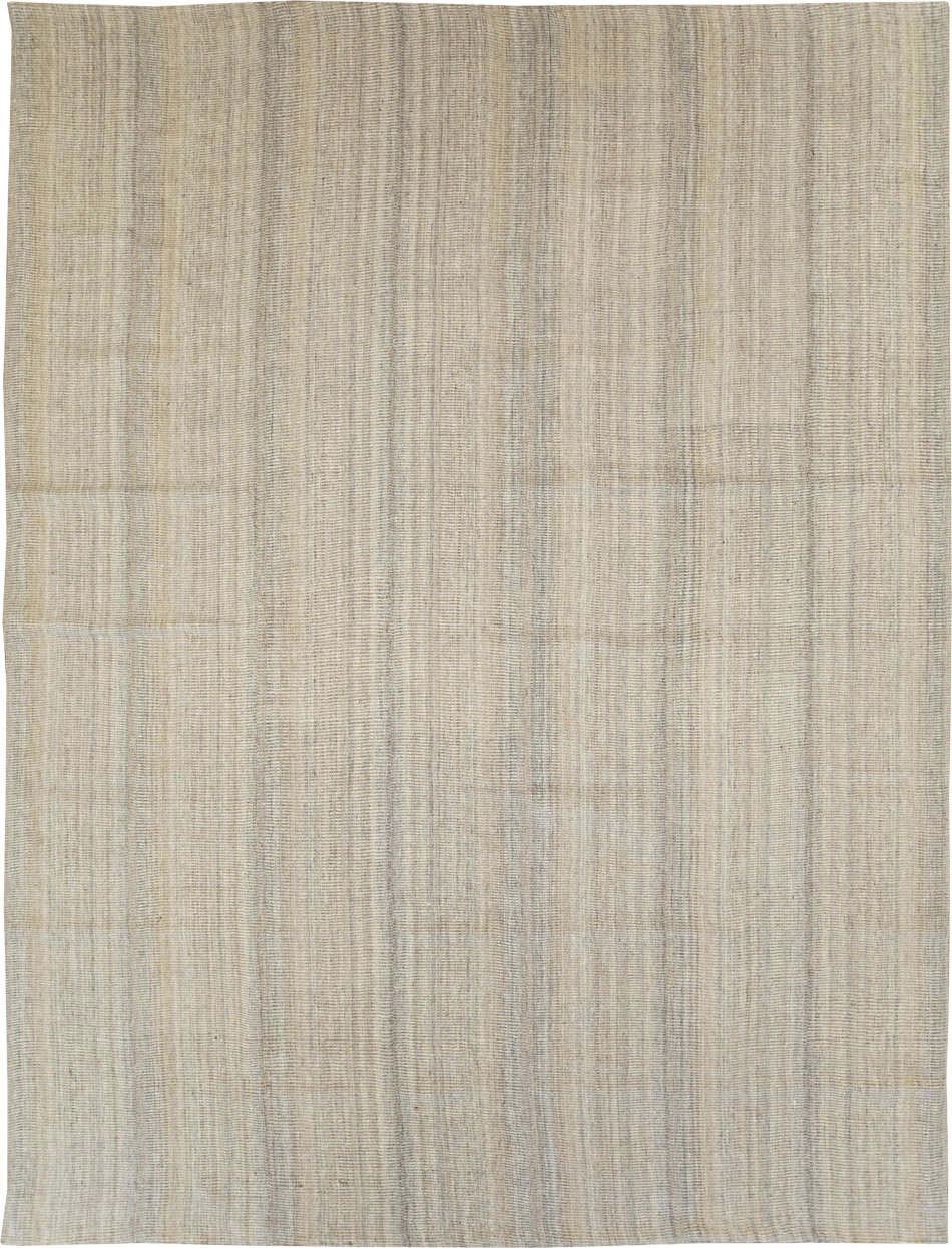 Vintage Persian Room Size Flatweave Rug, No.28373 - Galerie Shabab