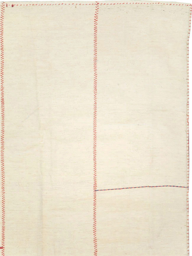 Contemporary Persian Flatweave Kilim Accent Rug, No.28376 - Galerie Shabab