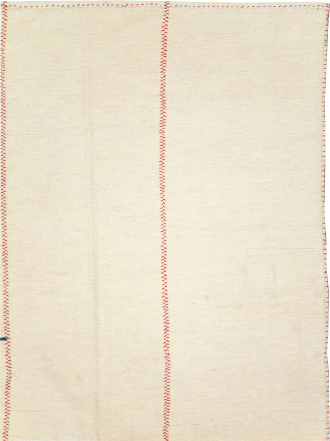 Contemporary Persian Flatweave Kilim Accent Rug, No.28376 - Galerie Shabab