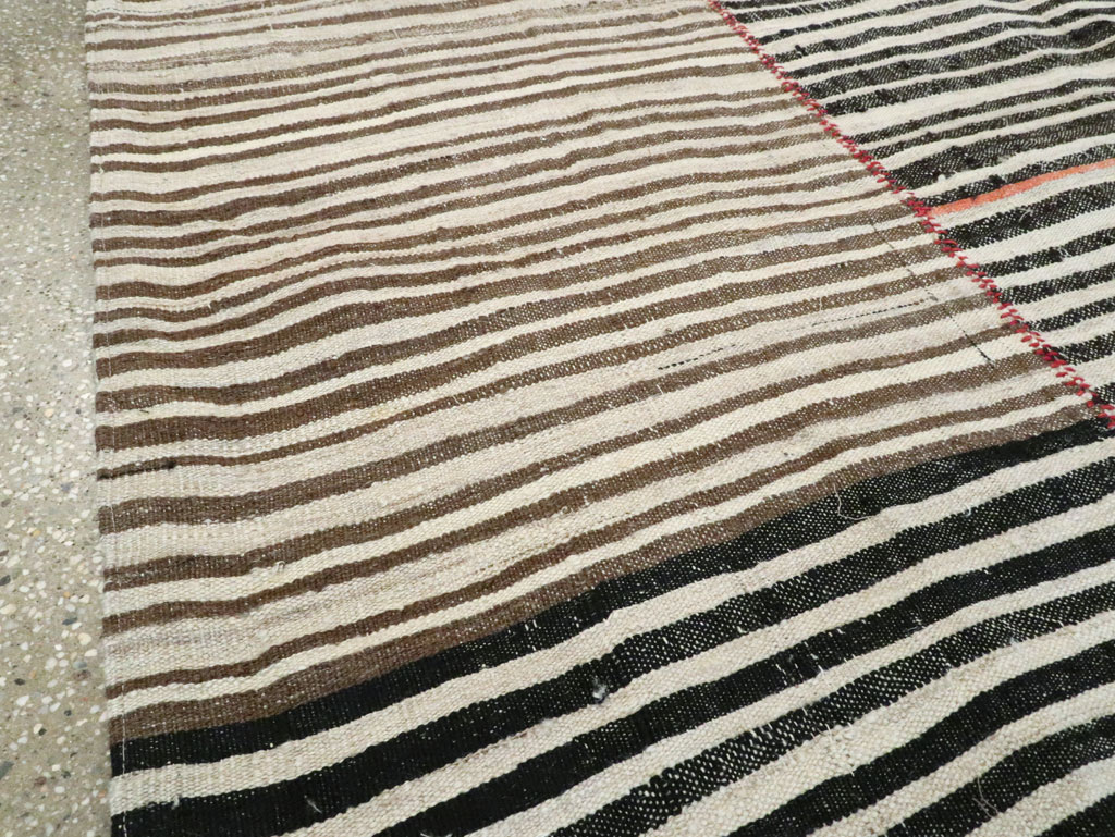 Vintage Persian Flatweave Kilim, No.28377 - Galerie Shabab