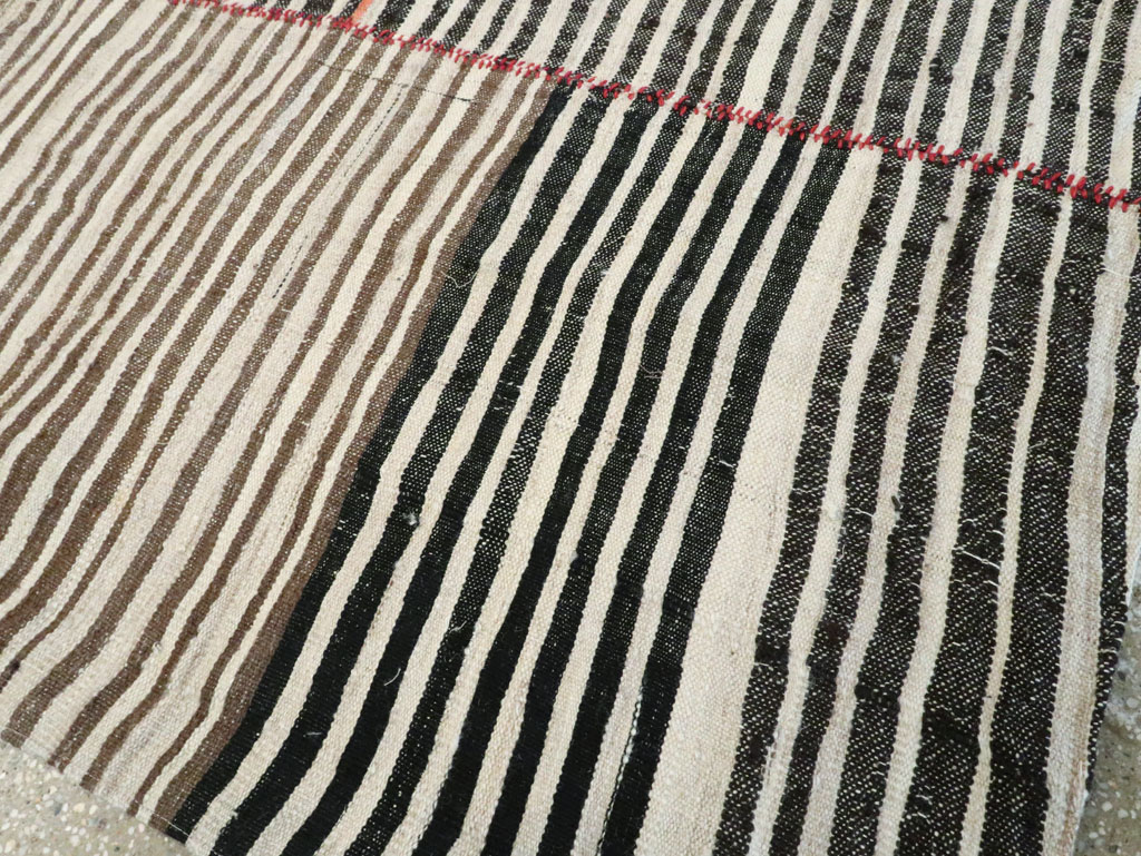 Vintage Persian Flatweave Kilim, No.28377 - Galerie Shabab