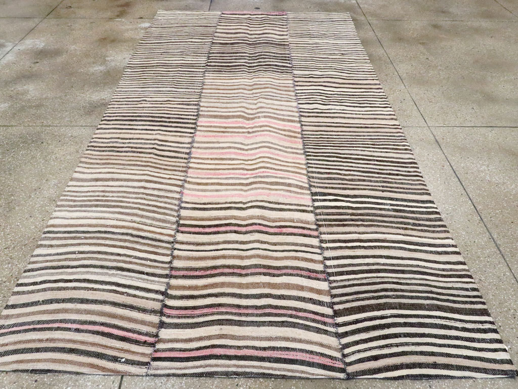 Vintage Persian Flatweave Kilim Rug, No.28380 - Galerie Shabab