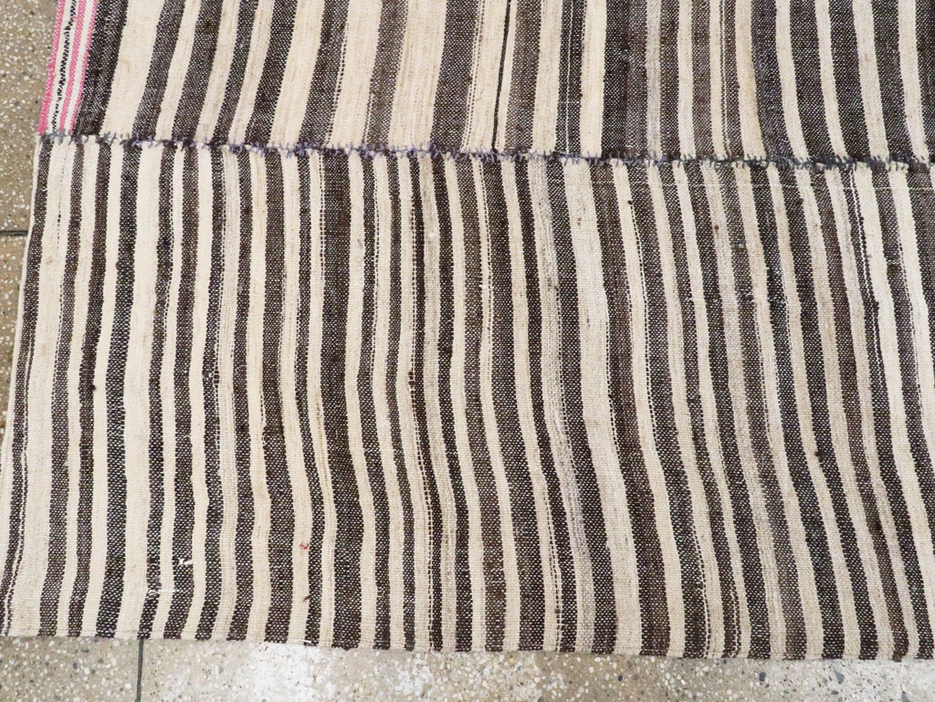 Vintage Persian Flatweave Kilim Rug, No.28380 - Galerie Shabab