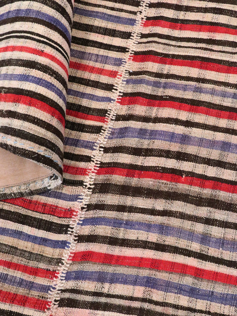 Vintage Persian Flatweave Kilim, No.28383 - Galerie Shabab