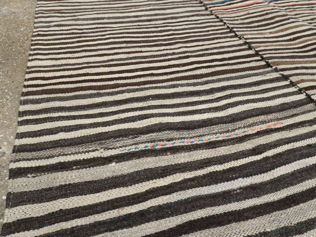 Vintage Persian Flatweave Kilim Rug, No.28384 - Galerie Shabab
