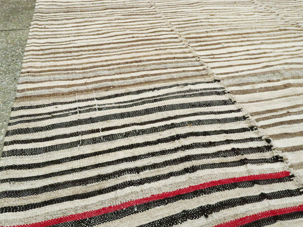 Vintage Persian Flatweave Kilim, No.28385 - Galerie Shabab