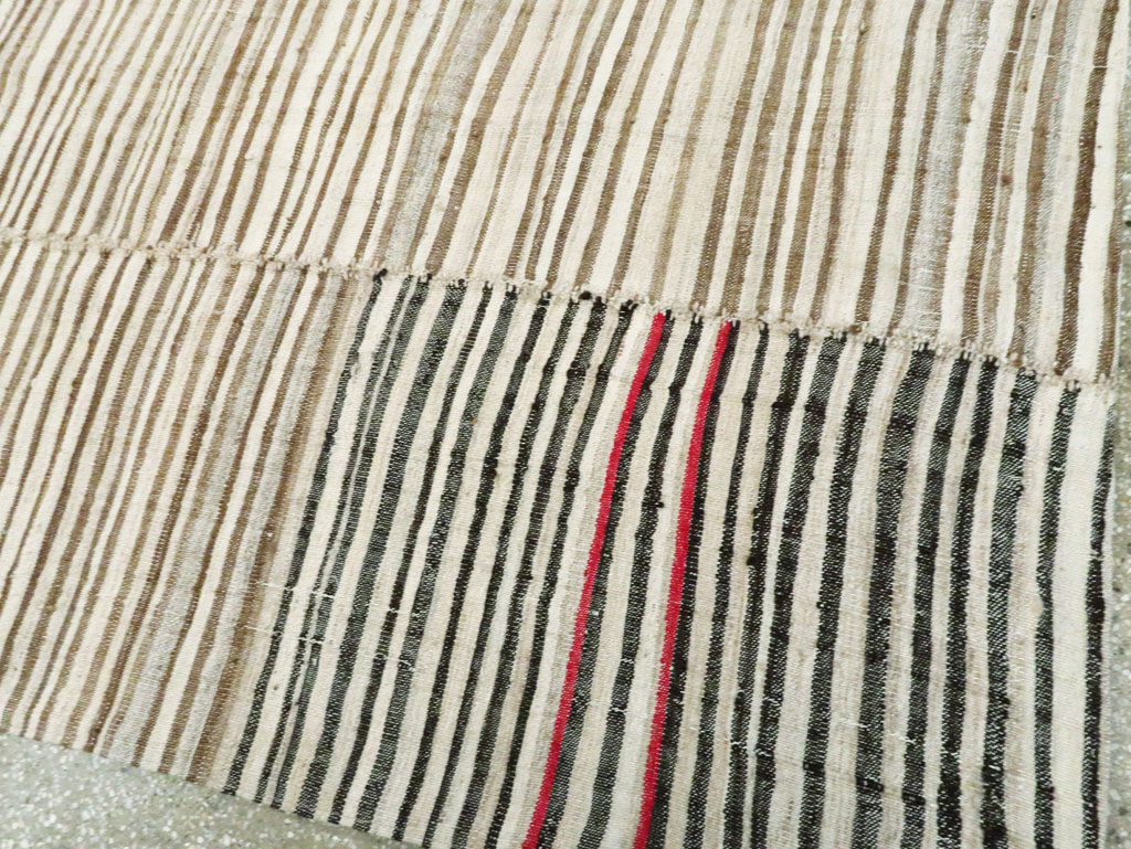 Vintage Persian Flatweave Kilim, No.28385 - Galerie Shabab