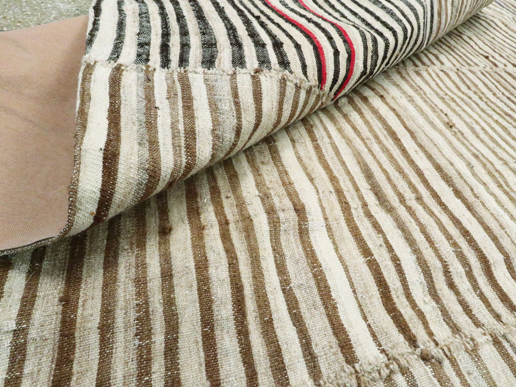 Vintage Persian Flatweave Kilim, No.28385 - Galerie Shabab