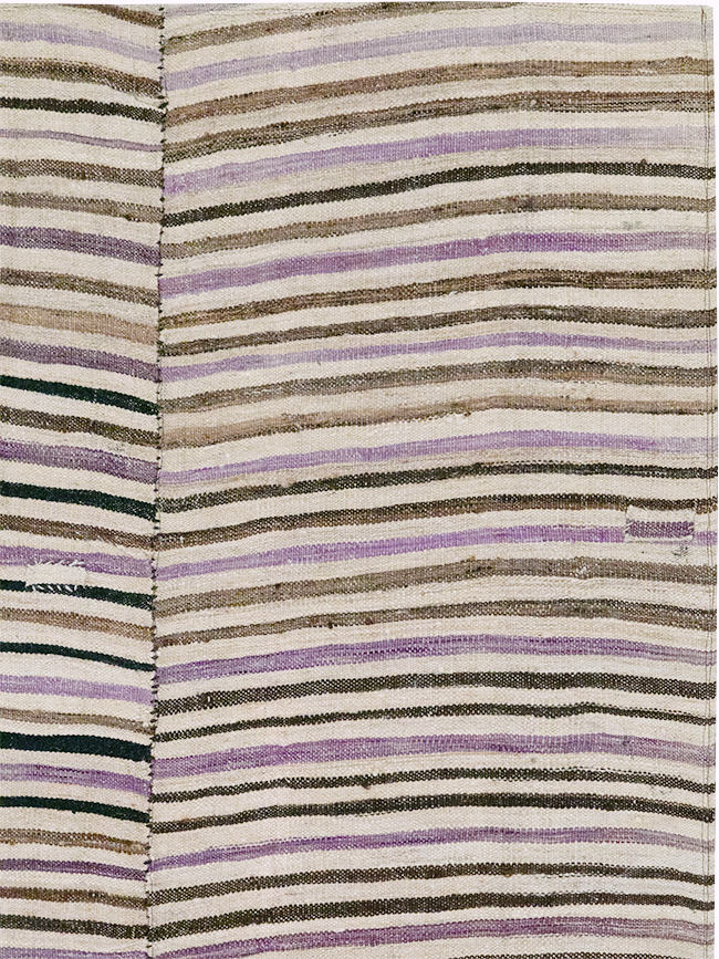 Vintage Persian Flatweave Kilim Accent Rug, No.28386 - Galerie Shabab