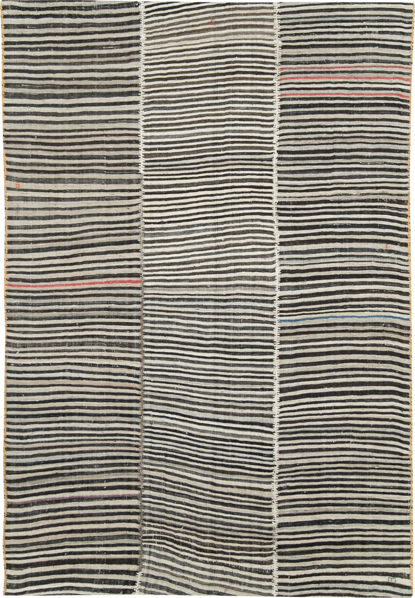 Vintage Persian Flatweave Kilim Accent Rug, No.28387 - Galerie Shabab