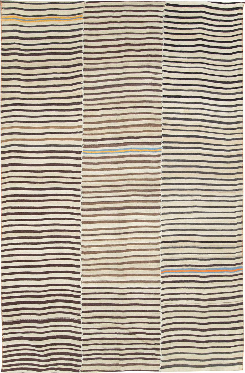 Vintage Persian Flatweave Kilim Accent Rug, No.28388 - Galerie Shabab