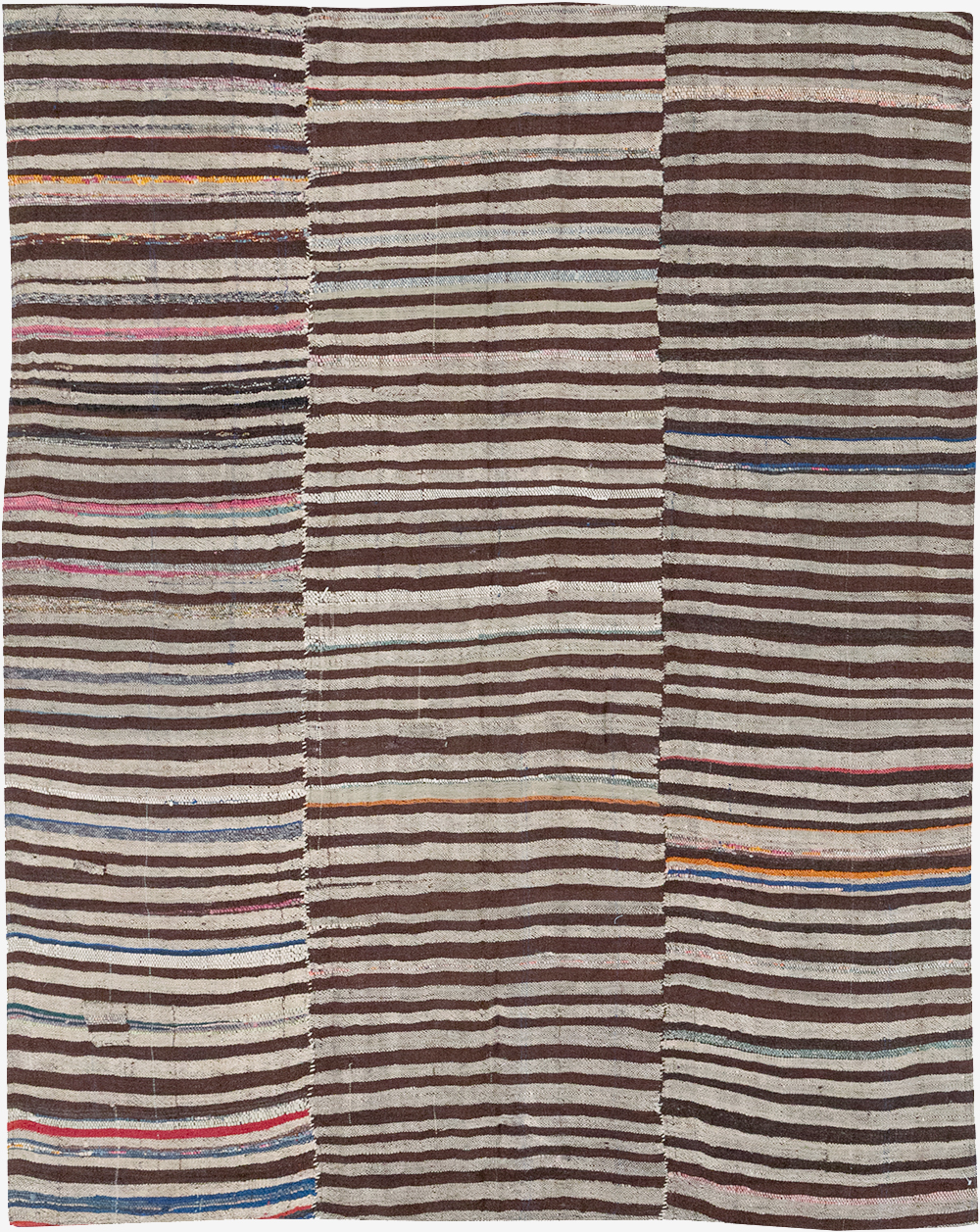 Vintage Persian Flatweave Kilim Accent Rug, No.28390 - Galerie Shabab