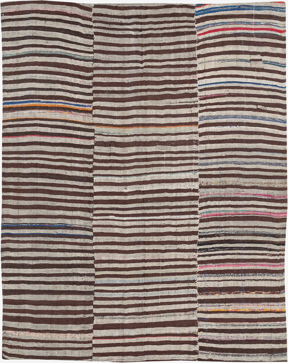 Vintage Persian Flatweave Kilim Accent Rug, No.28390 - Galerie Shabab