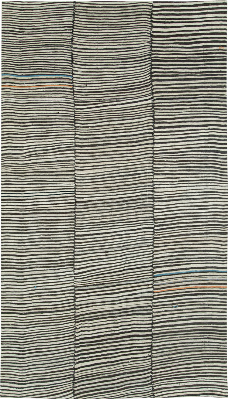 Vintage Persian Mazandaran Kilim Accent Carpet, No.28394 - Galerie Shabab