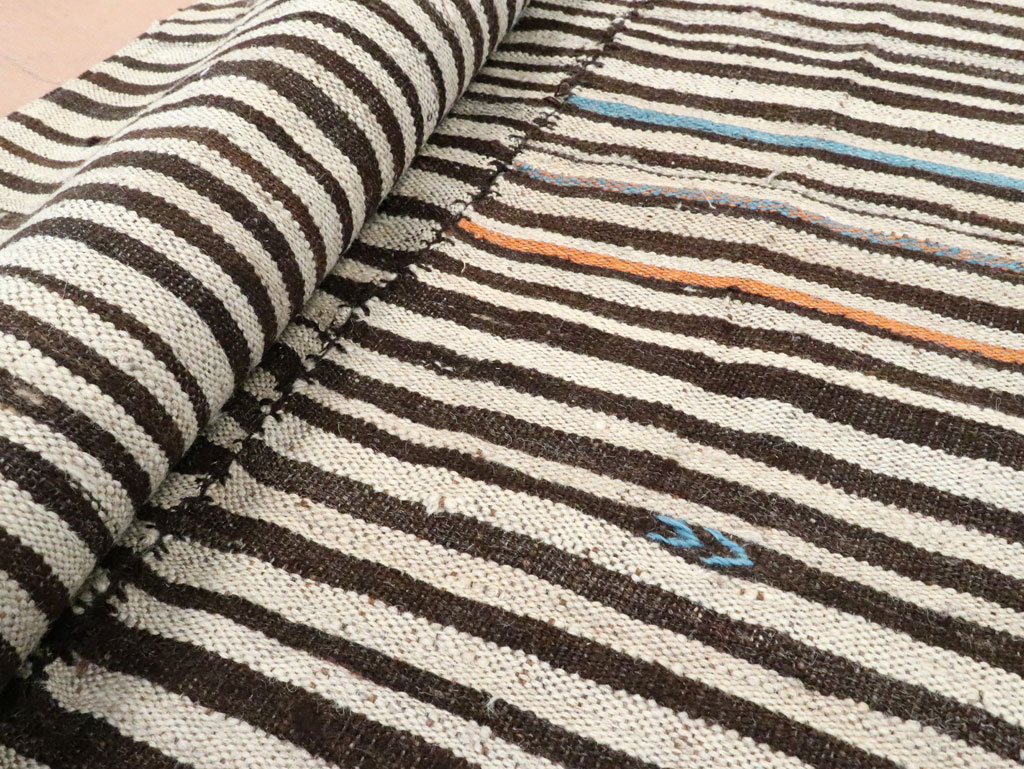 Vintage Persian Mazandaran Kilim Accent Carpet, No.28394 - Galerie Shabab