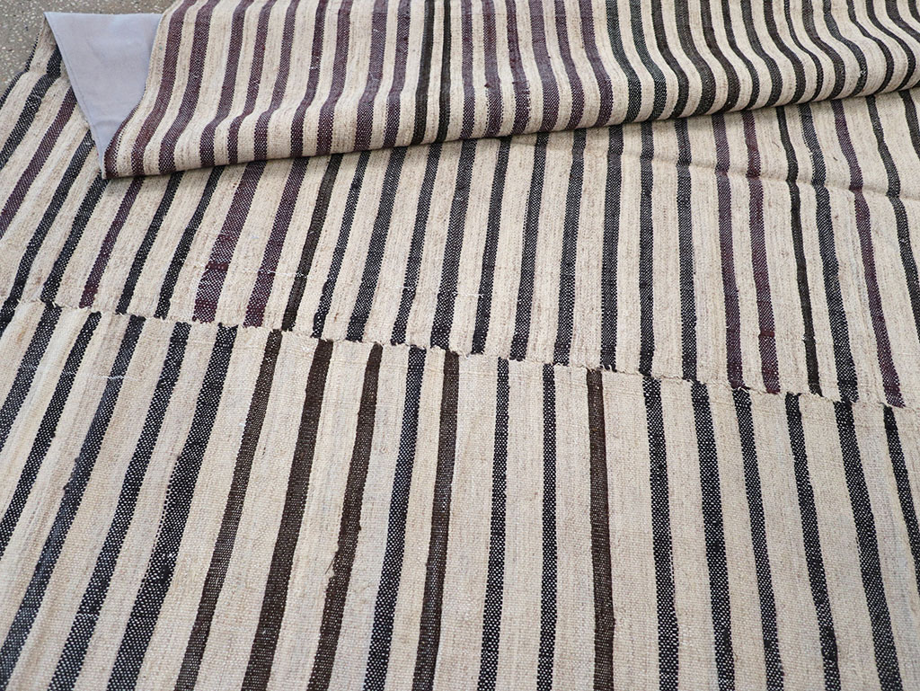 Vintage Persian Flatweave Kilim Gallery Carpet, No.28398 - Galerie Shabab