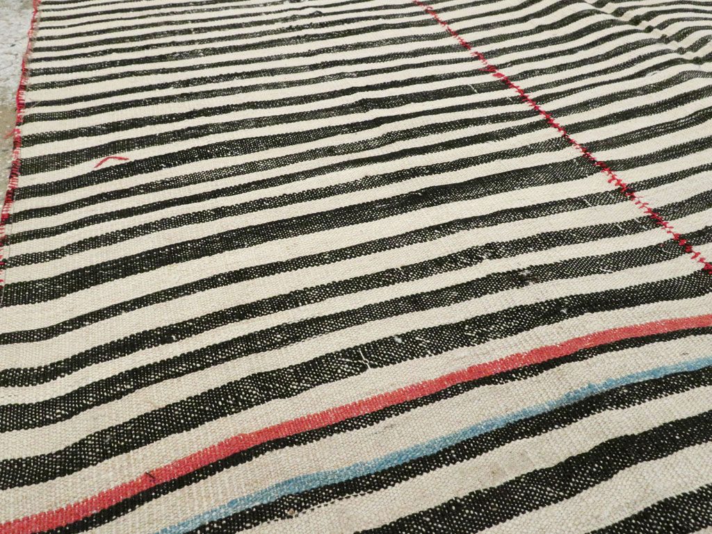 Vintage Persian Flatweave Kilim, No.28401 - Galerie Shabab