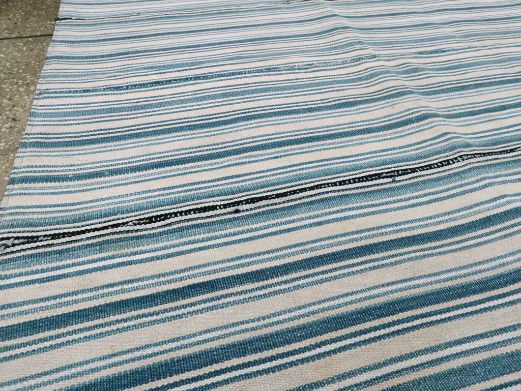 Vintage Persian Flatweave Kilim Square Accent Rug, No.28407 - Galerie Shabab