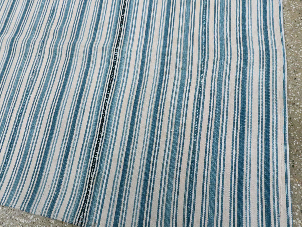 Vintage Persian Flatweave Kilim Square Accent Rug, No.28407 - Galerie Shabab