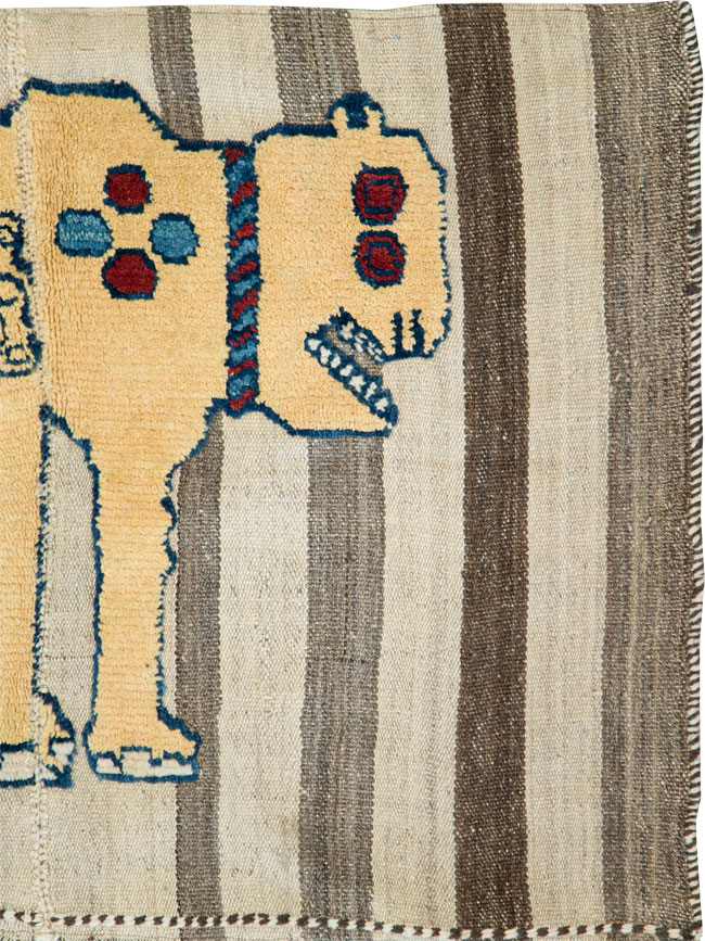 Vintage Persian Pictorial Souf Flatweave Kilim Throw Rug, No.28415 - Galerie Shabab