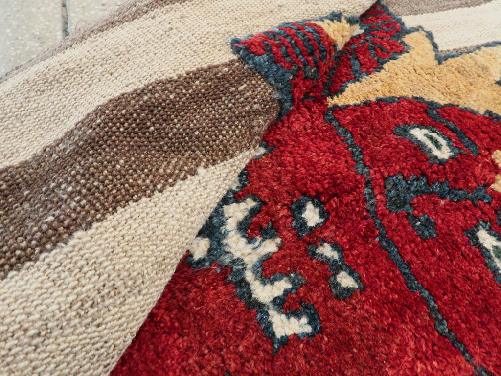 Vintage Persian Pictorial Souf Flatweave Kilim Throw Rug, No.28416 - Galerie Shabab