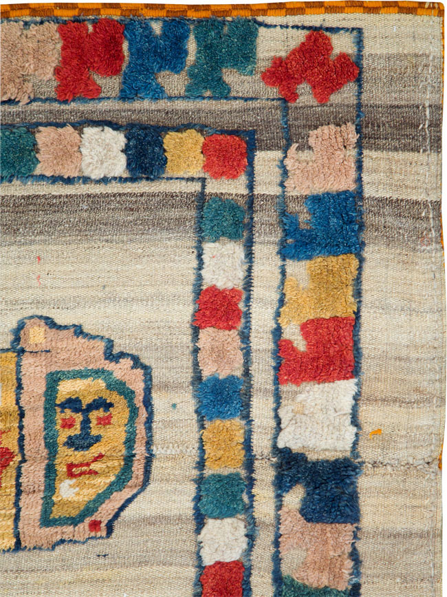 Vintage Persian Pictorial Souf Flatweave Kilim Throw Rug, No.28418 - Galerie Shabab