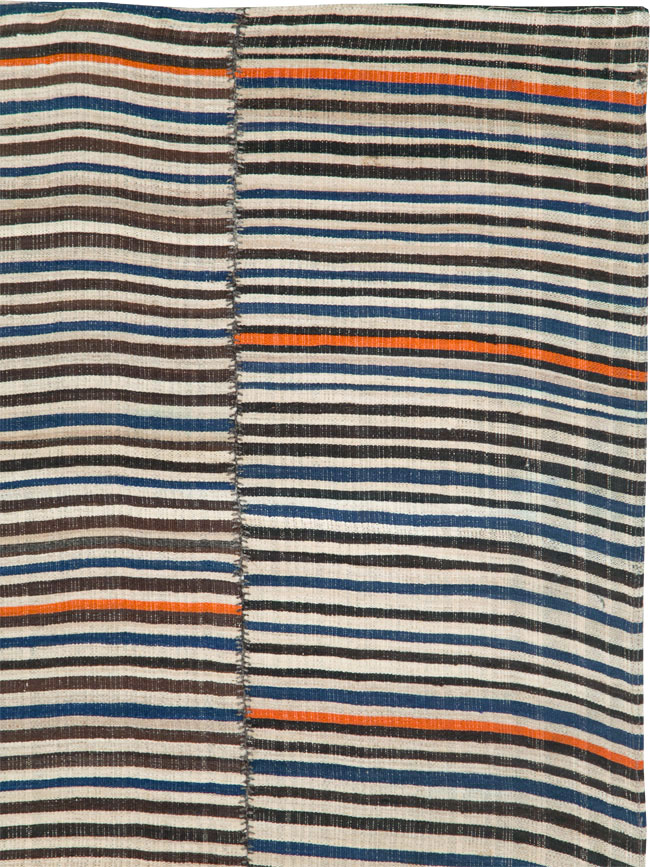 Vintage Persian Flatweave Kilim Square Accent Carpet, No.28421 - Galerie Shabab