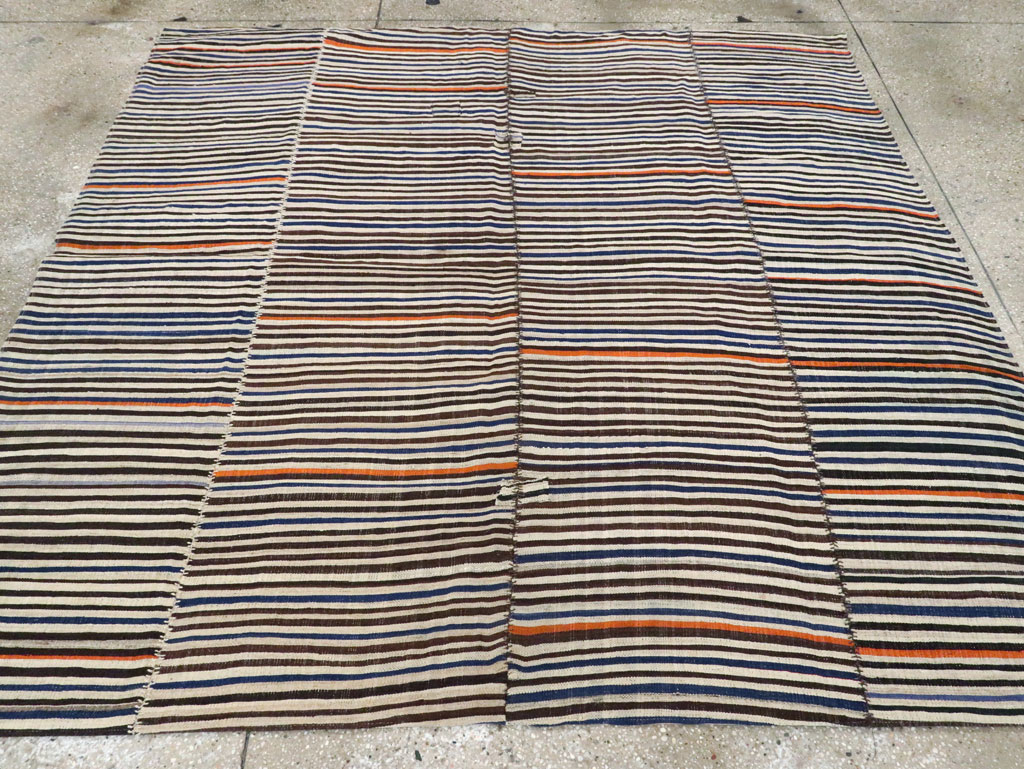 Vintage Persian Flatweave Kilim Square Accent Carpet, No.28421 - Galerie Shabab