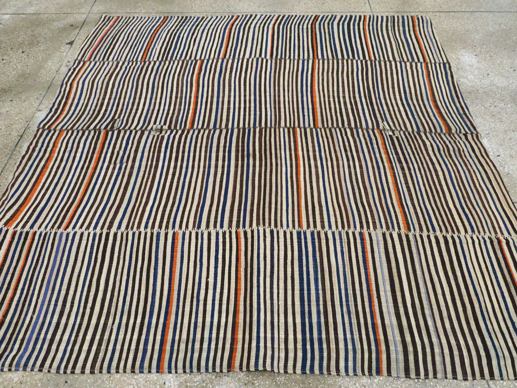 Vintage Persian Flatweave Kilim Square Accent Carpet, No.28421 - Galerie Shabab